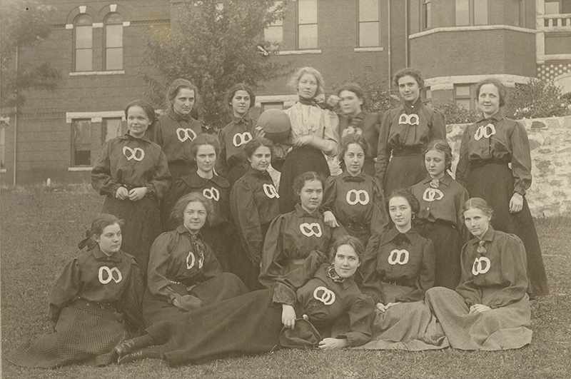 1900 Basketball Team