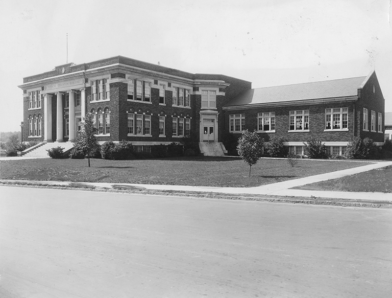 Rosenthal Gymnasium